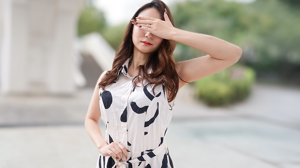 PA-041126-100 A shining me that even my family doesn't know about : The wife of the accomplished department head