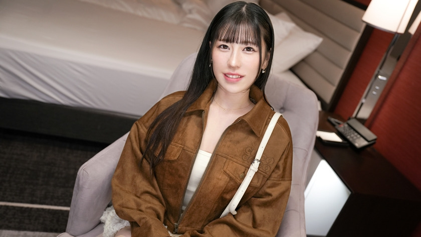 SIRO-5638-RM [Reducing Mosaic] I admire a certain influencer who is a former AV actress and a nursery teacher with a wonderful smile, and when she is fingered by an AV actor, she hits the camera directly and spills out a huge squirt that is out of focus [First shot] AV application online AV experience shooting 2522